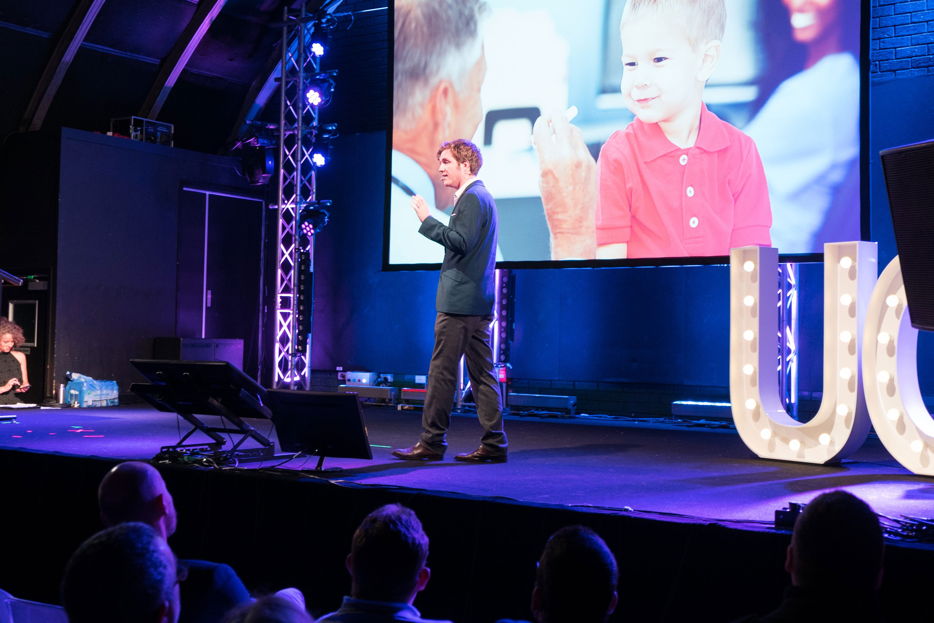 Alan Robertson pitching on stage ilab pitch night 2019